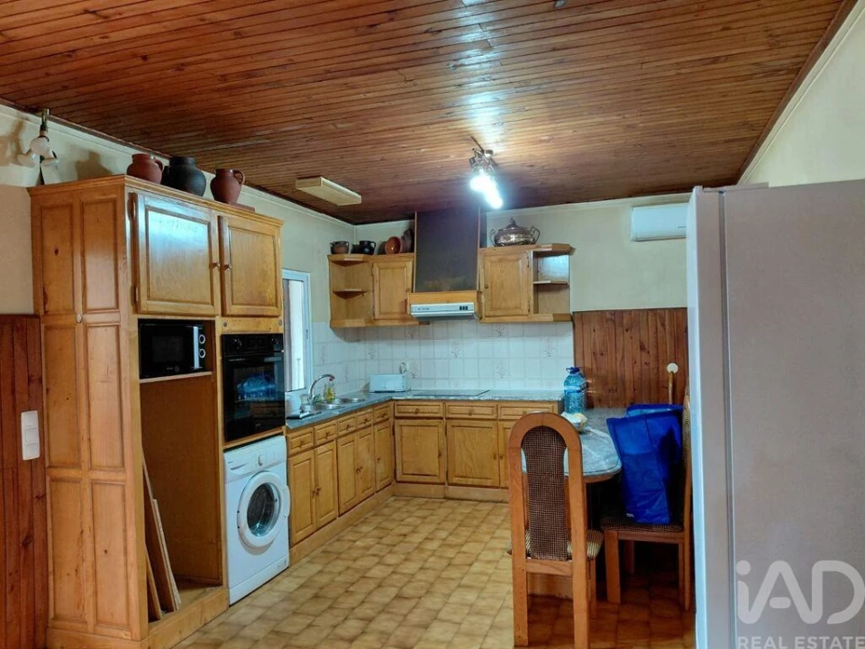 Moradia T2 para Venda em Casegas e Ourondo Foto 17