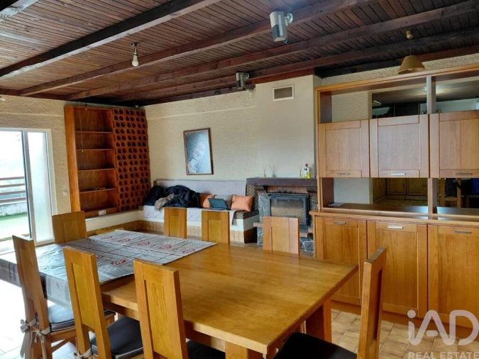 Moradia T2 para Venda em Casegas e Ourondo Foto 10