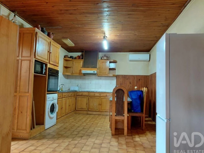 Moradia T2 para Venda em Casegas e Ourondo Foto 2