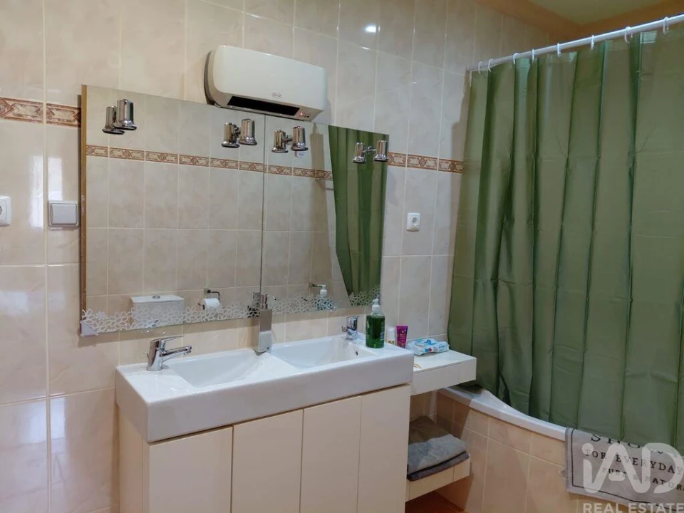 Moradia T2 para Venda em Casegas e Ourondo Foto 11