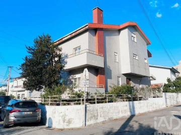 Moradia T4 para Venda em Custóias, Leça do Balio e Guifões