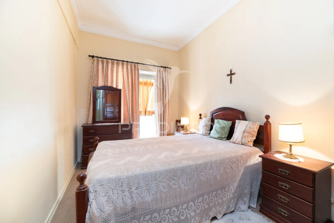 Apartamento T2 para Venda em Pontinha e Famões Foto 14