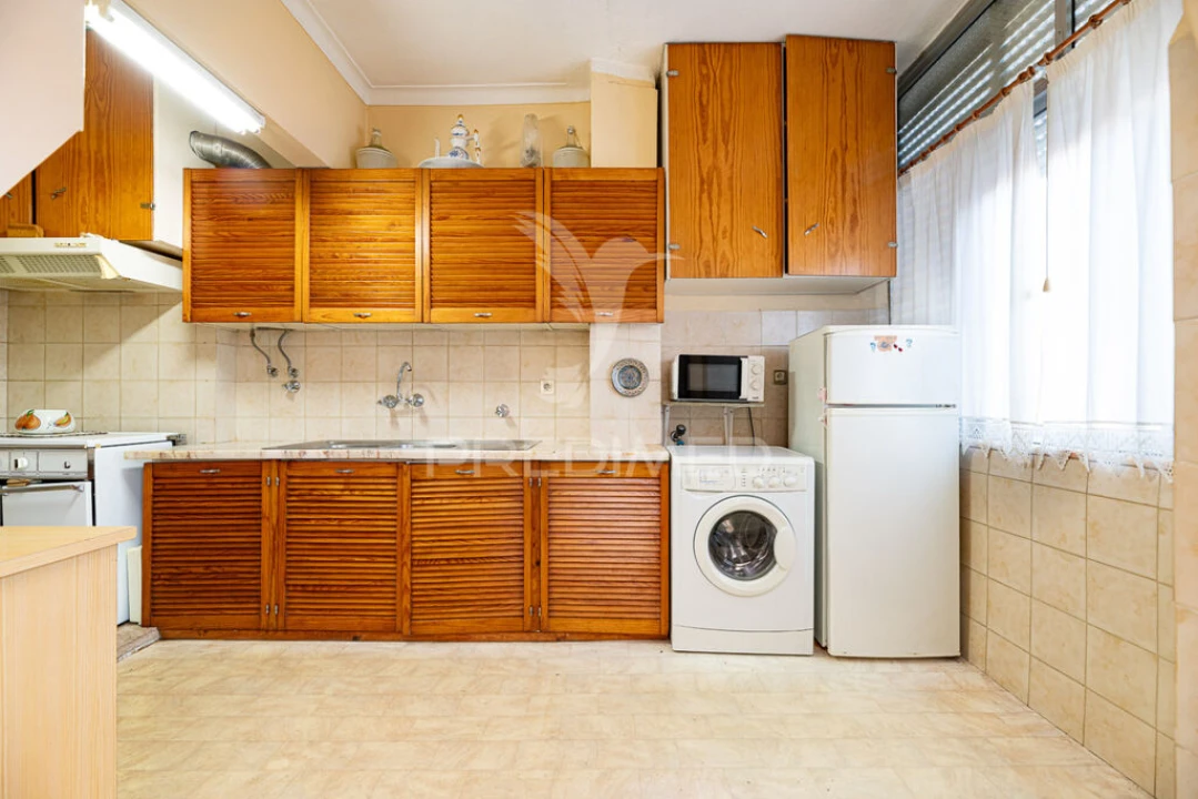 Apartamento T2 para Venda em Pontinha e Famões Foto 4