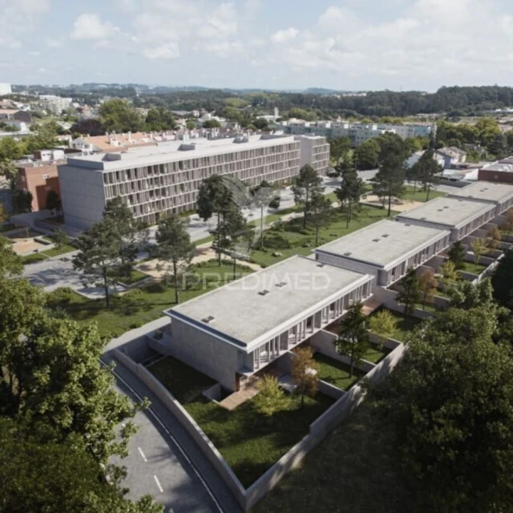 Moradia T3 para Venda em Arcozelo Foto 8