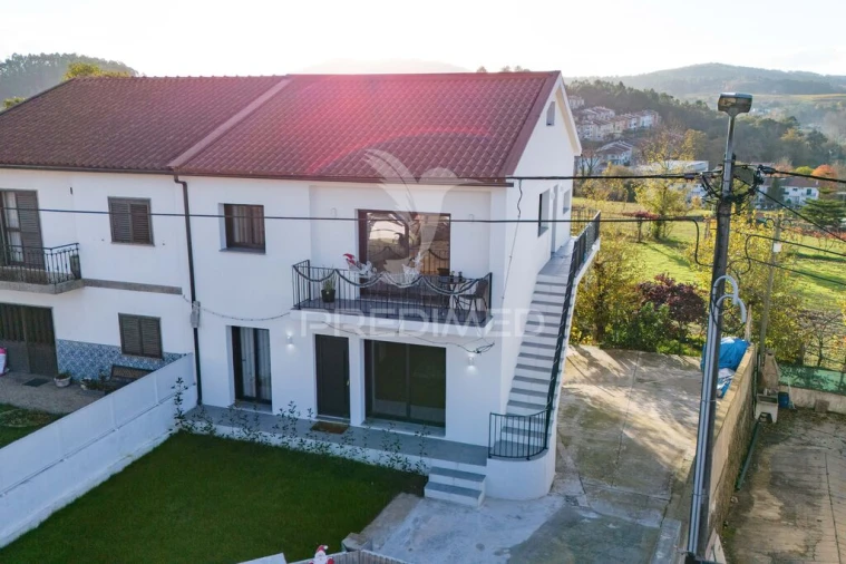 Moradia T5 para Venda em Real, Dume e Semelhe