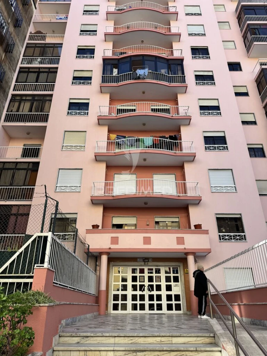 Apartamento T2 para Venda em Algueirão-Mem Martins