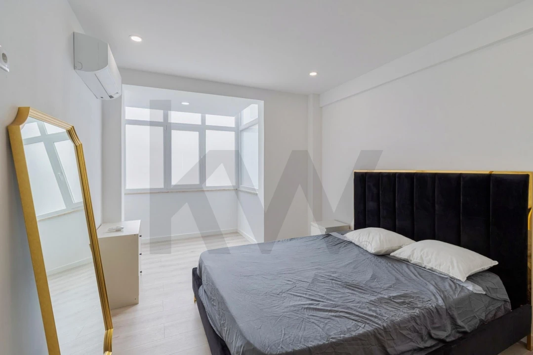 Apartamento T3 para Venda em Corroios Foto 12