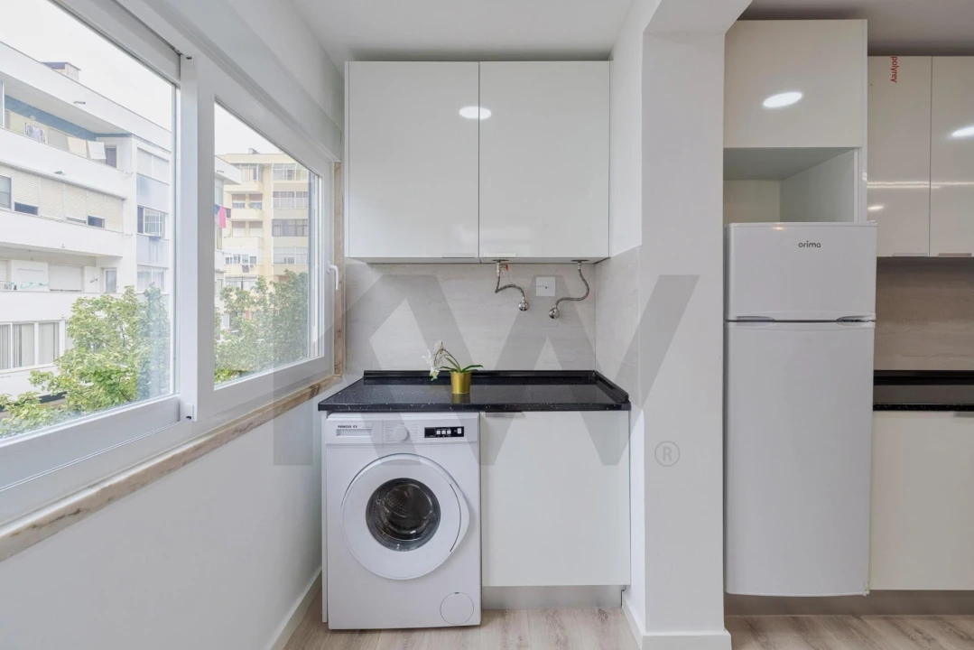 Apartamento T3 para Venda em Corroios Foto 3