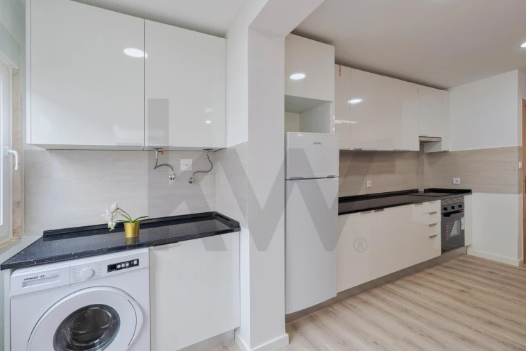 Apartamento T3 para Venda em Corroios Foto 7