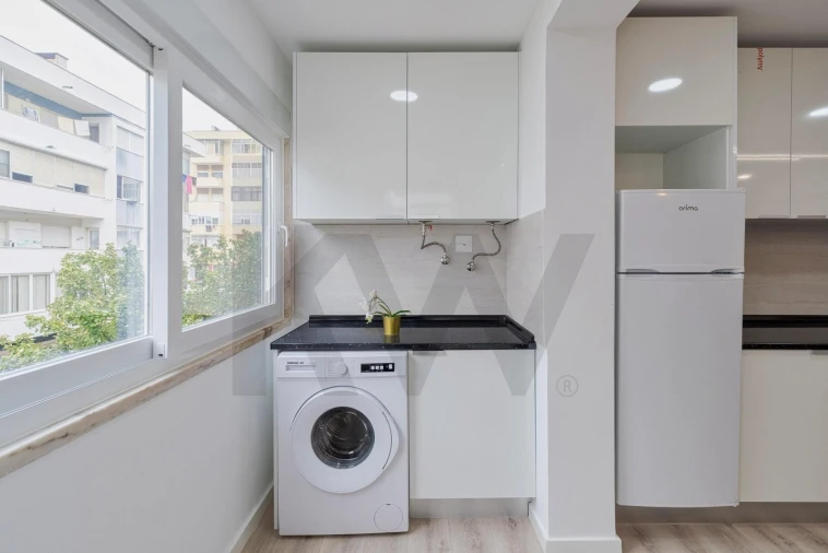 Apartamento T3 para Venda em Corroios Foto 3