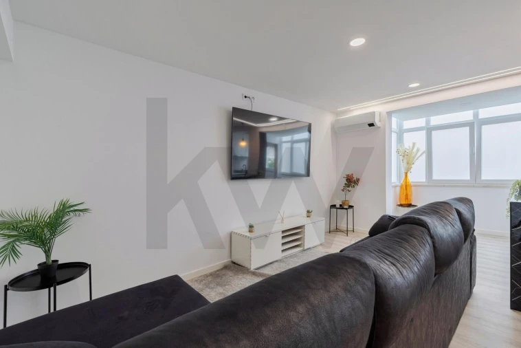 Apartamento T3 para Venda em Corroios Foto 6