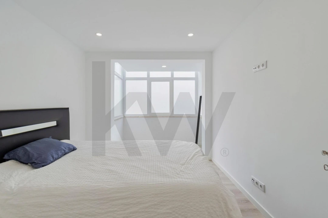 Apartamento T3 para Venda em Corroios Foto 16