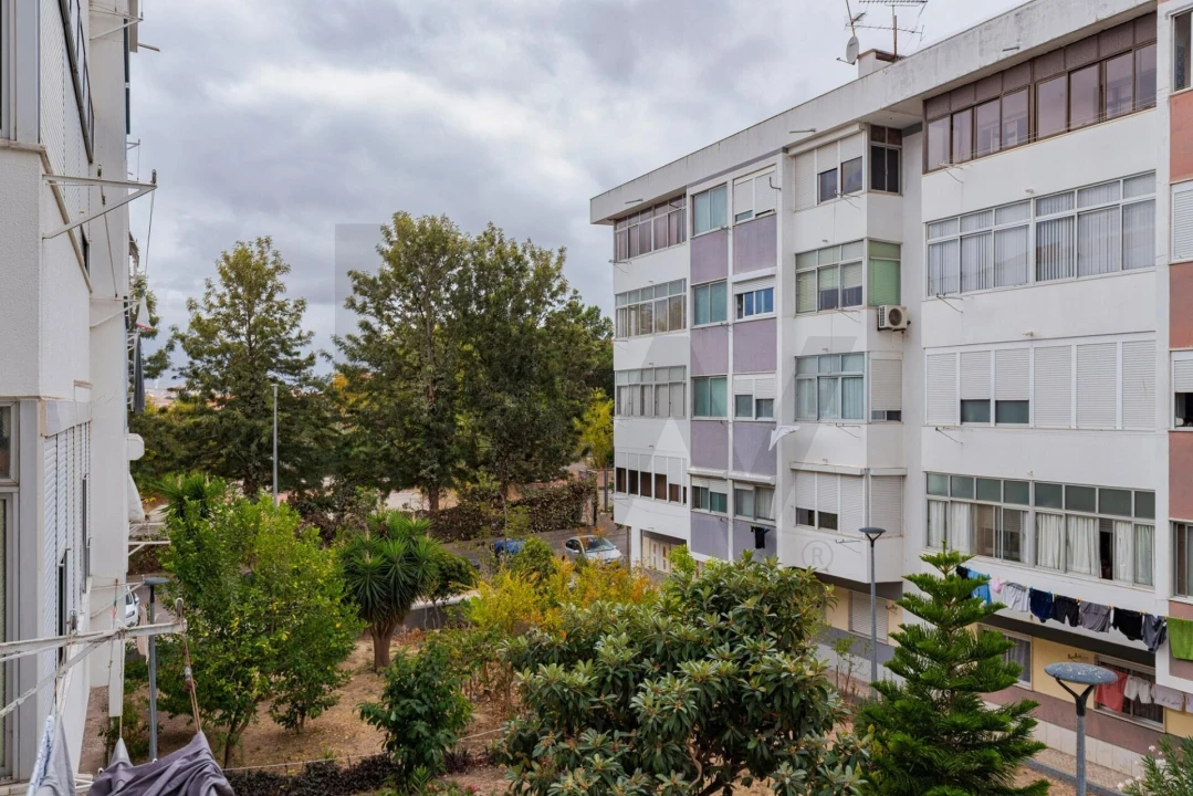 Apartamento T3 para Venda em Corroios Foto 25