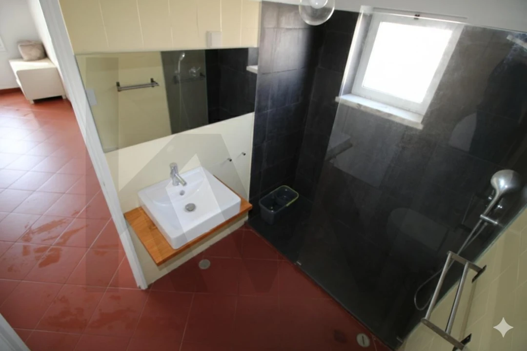 Apartamento T1 para Arrendamento em Carcavelos e Parede Foto 13