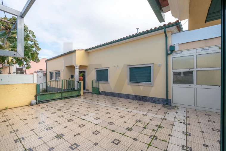 Moradia T3 para Venda em São Martinho de Árvore e Lamarosa Foto 1