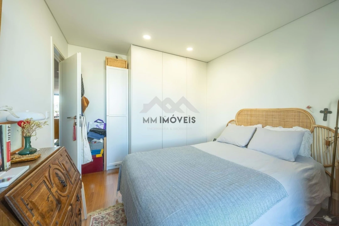 Apartamento T2 para Venda em Ramalde Foto 19