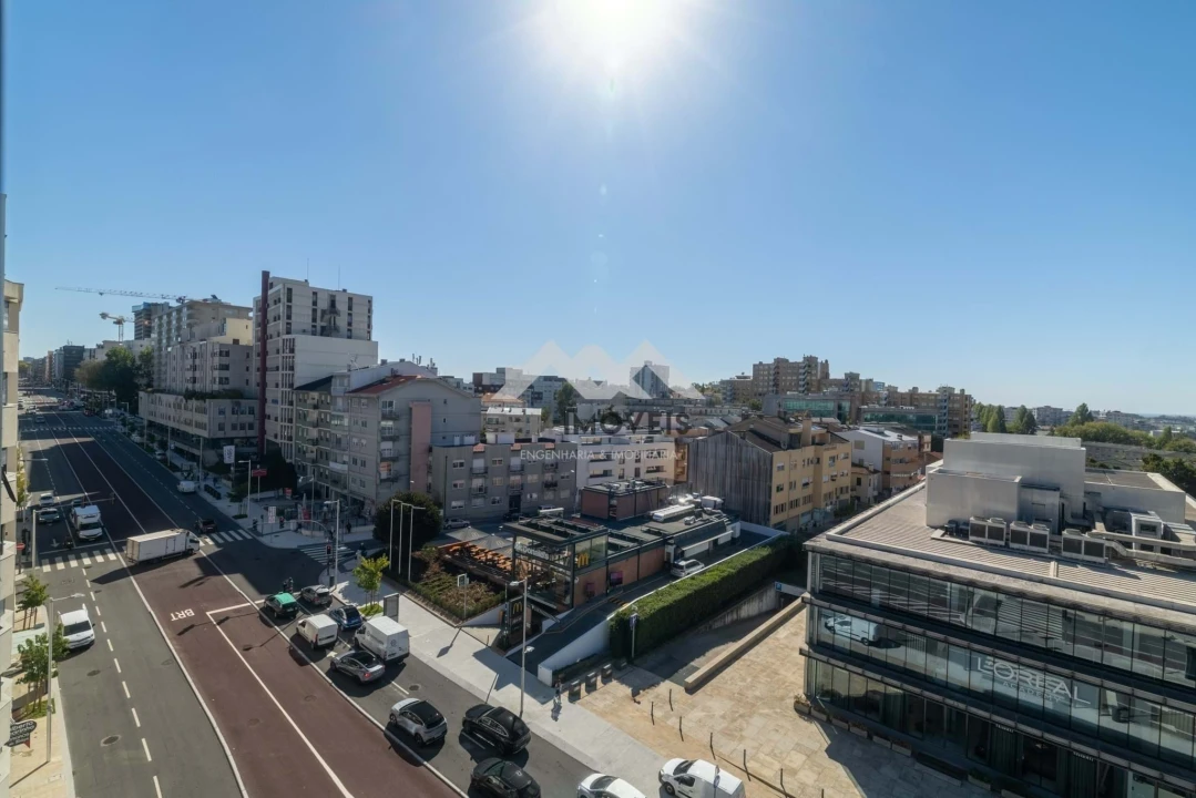 Apartamento T2 para Venda em Ramalde Foto 5