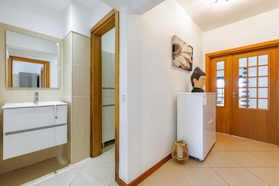 Moradia T3 para Venda em Ferreiras Foto 11