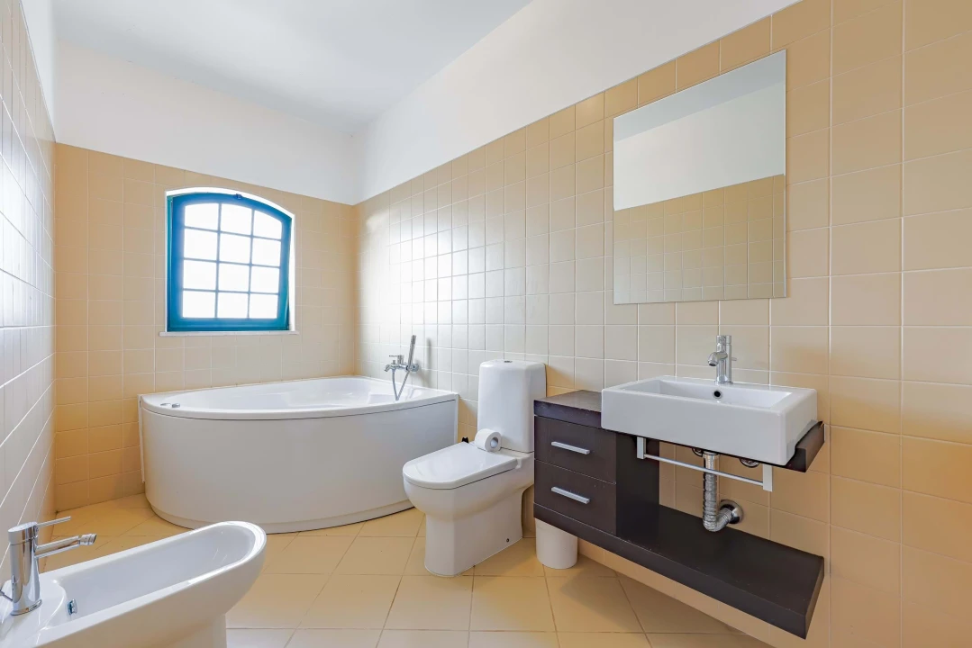 Moradia T3 para Venda em Ferreiras Foto 26