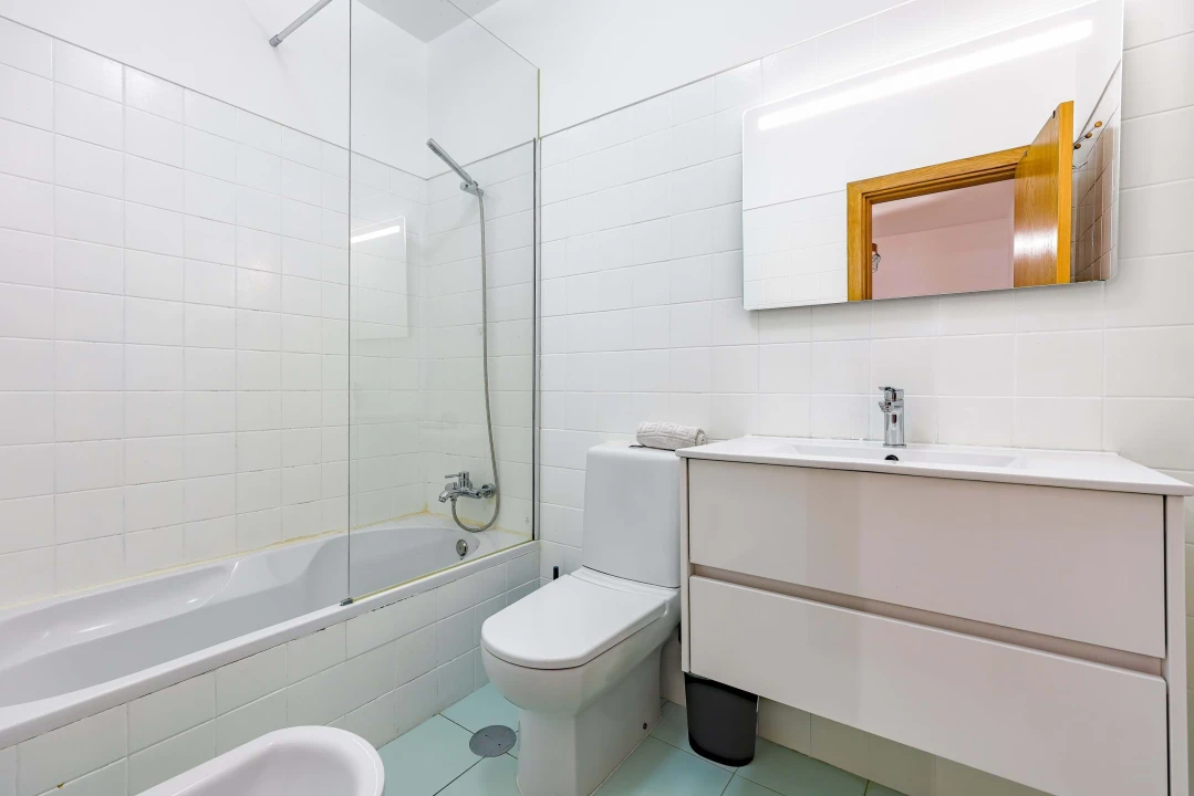 Moradia T3 para Venda em Ferreiras Foto 16