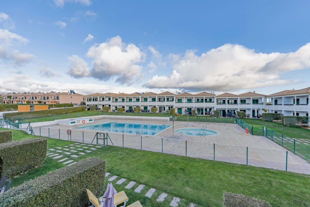 Moradia T3 para Venda em Ferreiras Foto 20