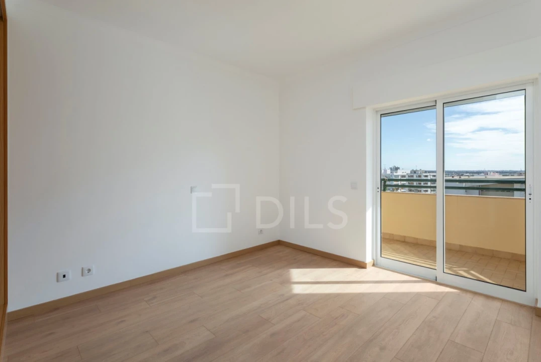 Apartamento T4 para Venda em Faro (Sé e São Pedro) Foto 22