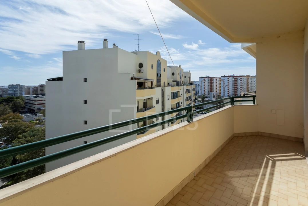 Apartamento T4 para Venda em Faro (Sé e São Pedro) Foto 29