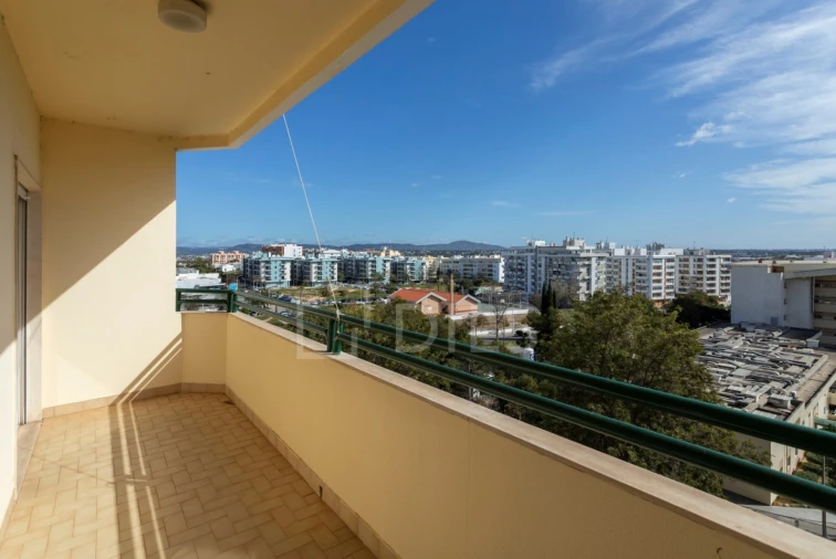 Apartamento T4 para Venda em Faro (Sé e São Pedro) Foto 30