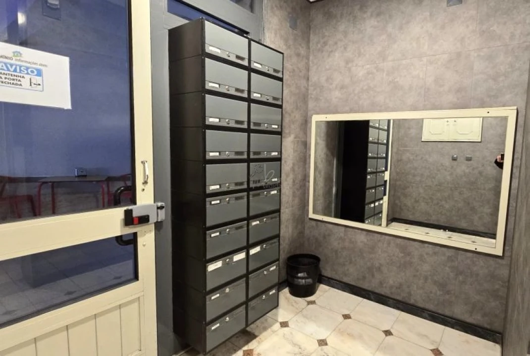 Apartamento T2 para Venda em Odivelas Foto 36