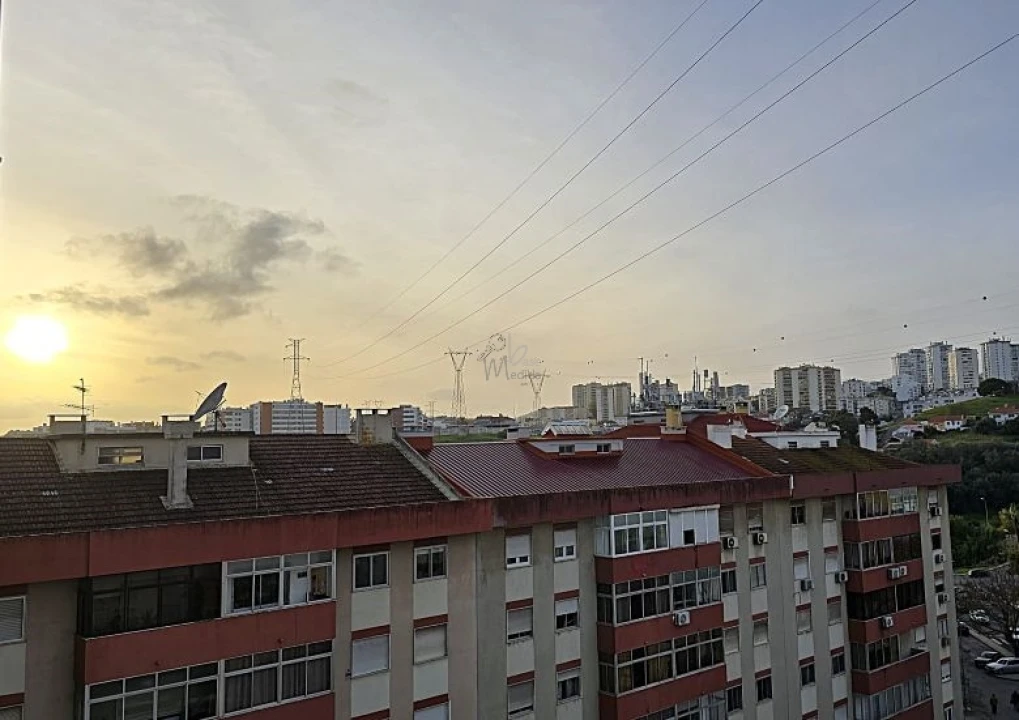 Apartamento T2 para Venda em Odivelas Foto 21