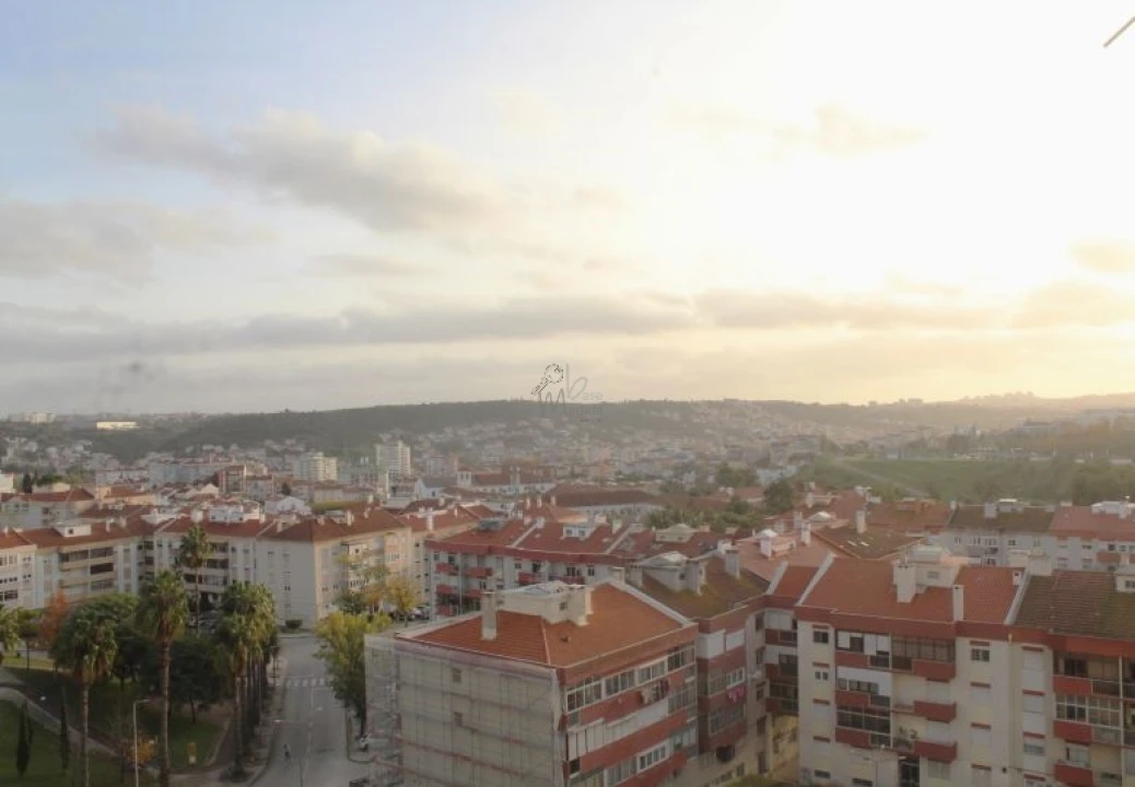 Apartamento T2 para Venda em Odivelas Foto 38