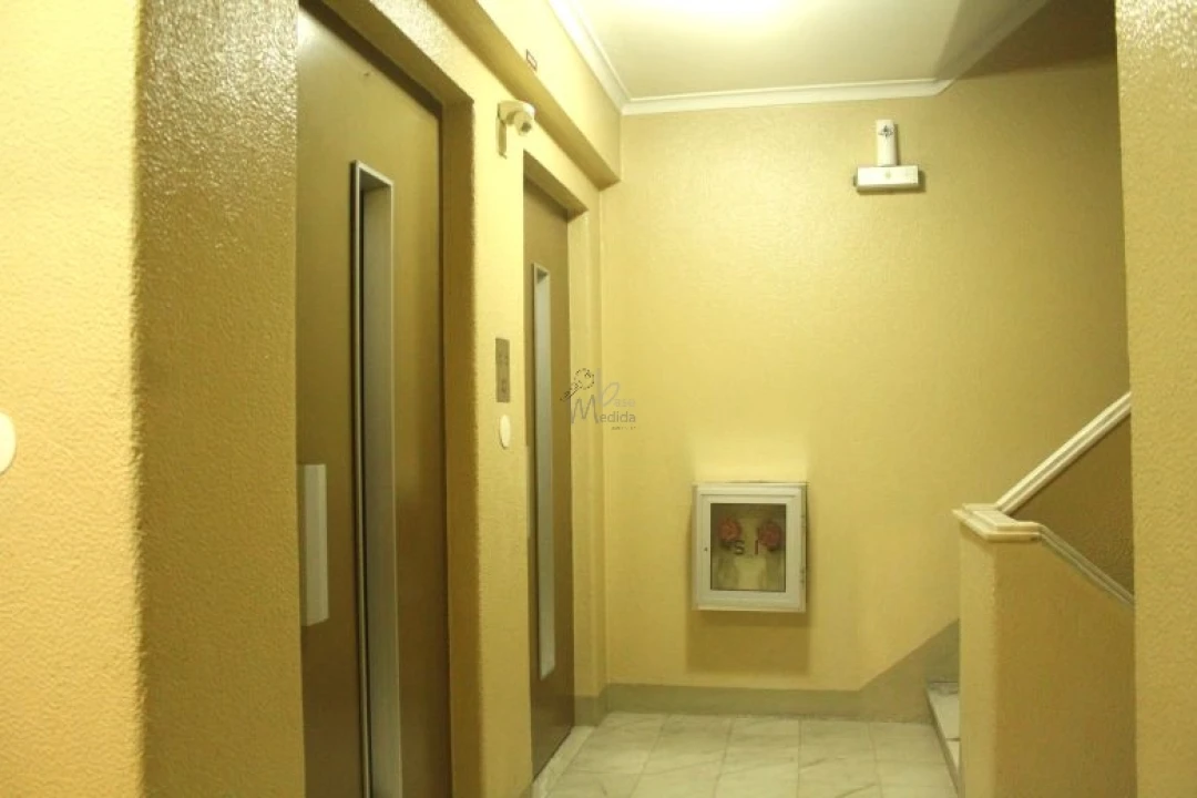 Apartamento T2 para Venda em Odivelas Foto 35