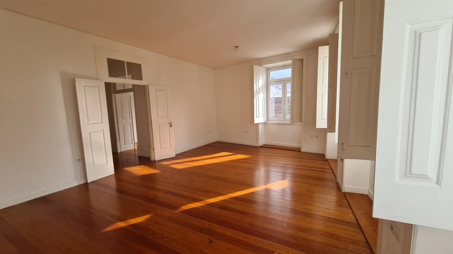 Apartamento T5 para Arrendamento em Póvoa de Varzim, Beiriz e Argivai Foto 31