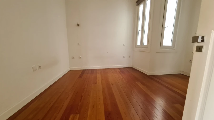 Apartamento T5 para Arrendamento em Póvoa de Varzim, Beiriz e Argivai Foto 24