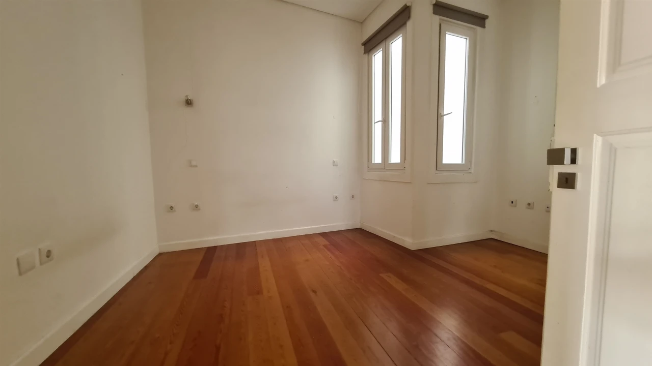 Apartamento T5 para Arrendamento em Póvoa de Varzim, Beiriz e Argivai Foto 23