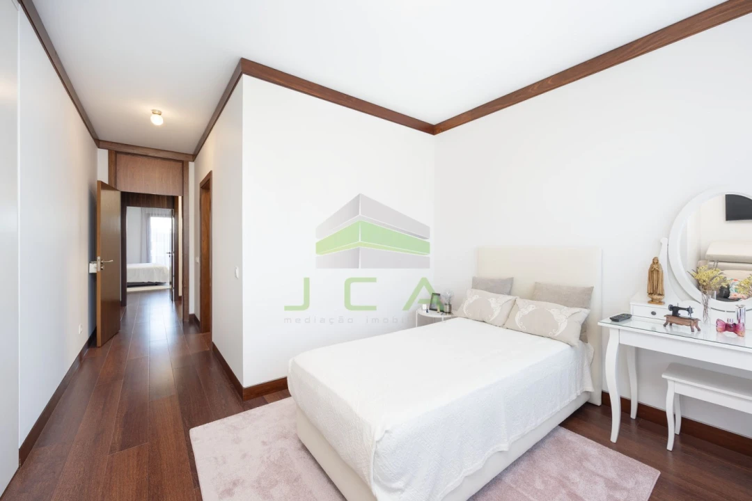 Apartamento T4 para Venda em Marrazes e Barosa Foto 24