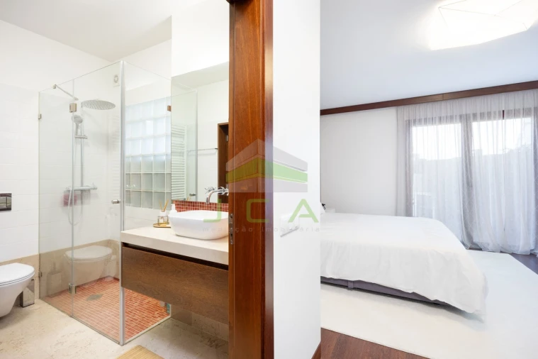 Apartamento T4 para Venda em Marrazes e Barosa Foto 30