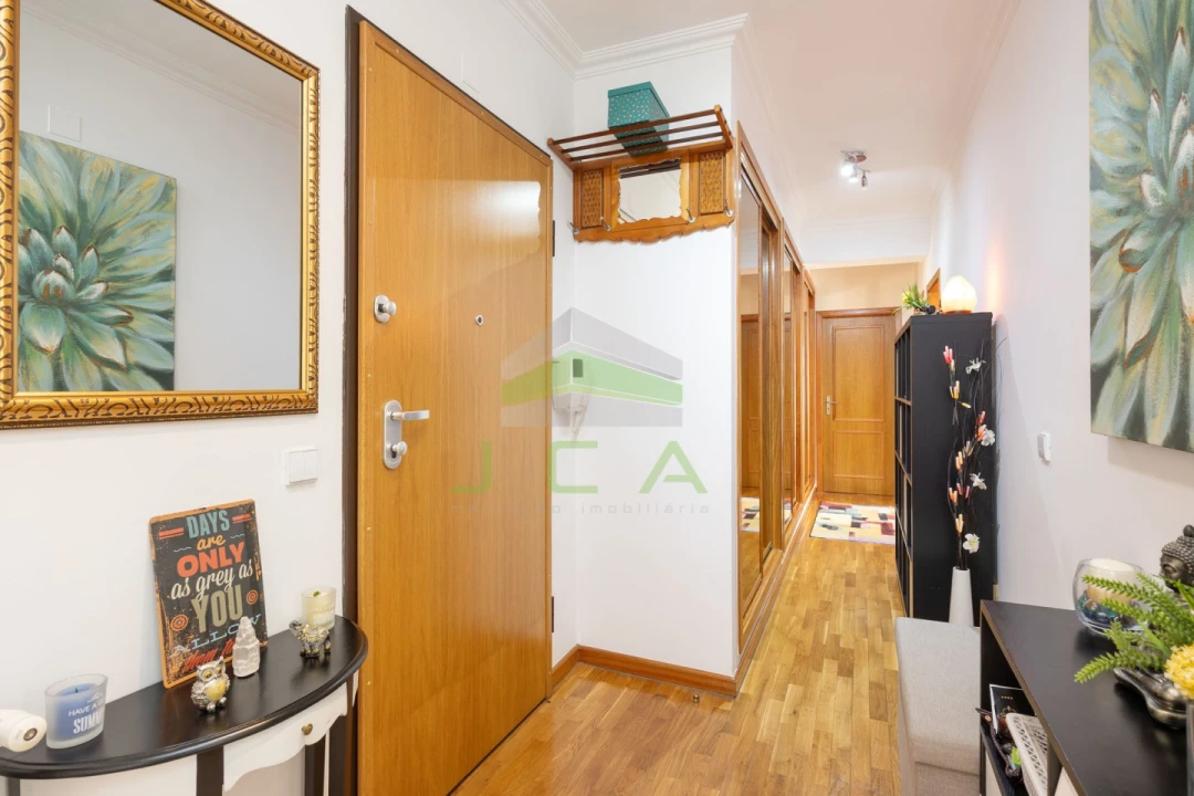 Apartamento T2 para Venda em Marrazes e Barosa Foto 2