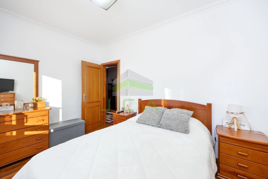 Apartamento T2 para Venda em Marrazes e Barosa Foto 13