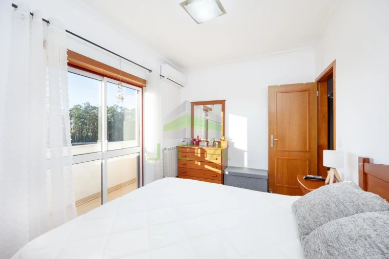 Apartamento T2 para Venda em Marrazes e Barosa Foto 12