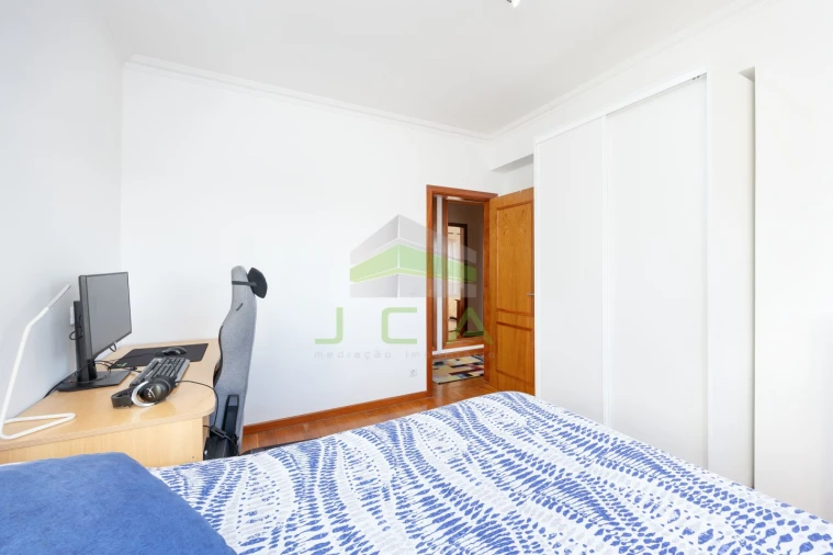 Apartamento T2 para Venda em Marrazes e Barosa Foto 16