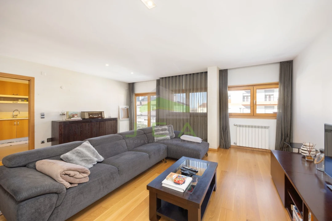 Apartamento T4 para Venda em Leiria, Pousos, Barreira e Cortes Foto 8