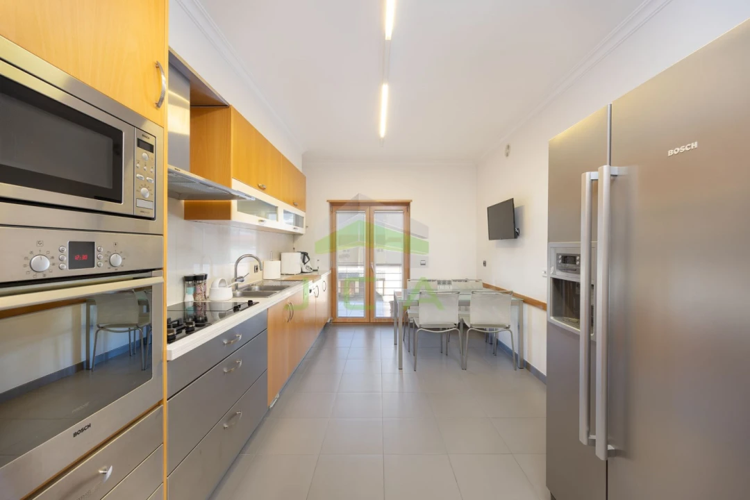 Apartamento T4 para Venda em Leiria, Pousos, Barreira e Cortes Foto 11