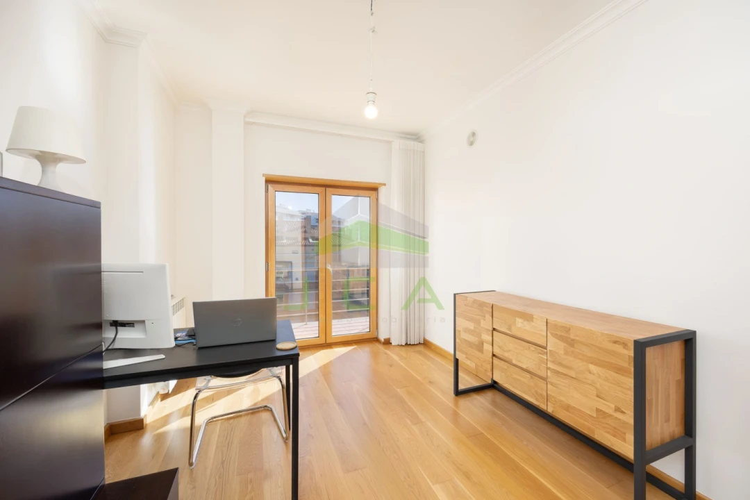 Apartamento T4 para Venda em Leiria, Pousos, Barreira e Cortes Foto 19