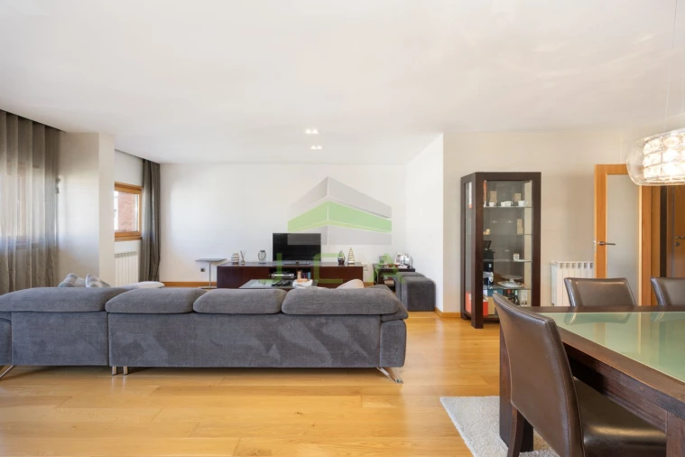 Apartamento T4 para Venda em Leiria, Pousos, Barreira e Cortes Foto 9