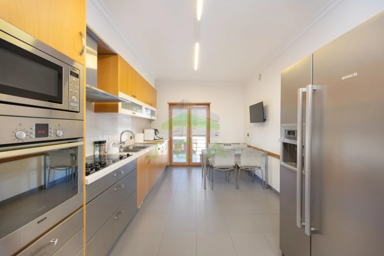 Apartamento T4 para Venda em Leiria, Pousos, Barreira e Cortes Foto 11