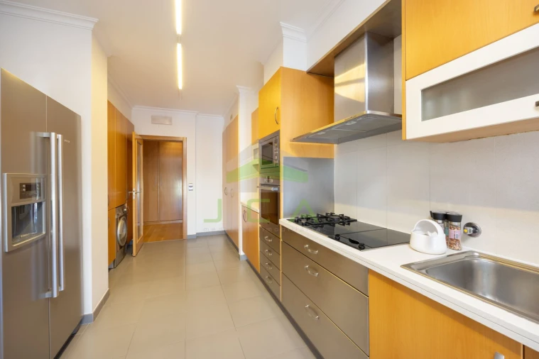 Apartamento T4 para Venda em Leiria, Pousos, Barreira e Cortes Foto 14