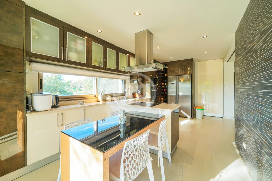 Moradia T5 para Venda em Guia Foto 17