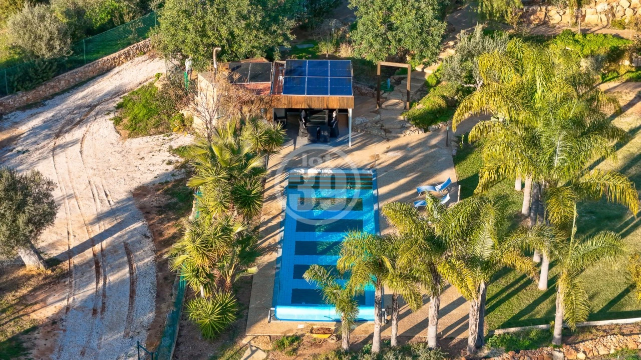 Moradia T5 para Venda em Guia Foto 43