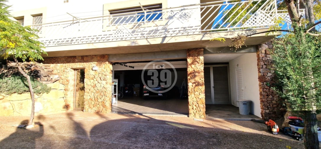 Moradia T5 para Venda em Guia Foto 40